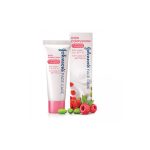 کرم مرطوب کننده روز جانسون با SPF 20، آبرسان 24 ساعته حاوی آب گل رز، مناسب پوست‌های حساس، ایجاد کننده پوستی نرم و صاف با محافظت در برابر آفتاب.